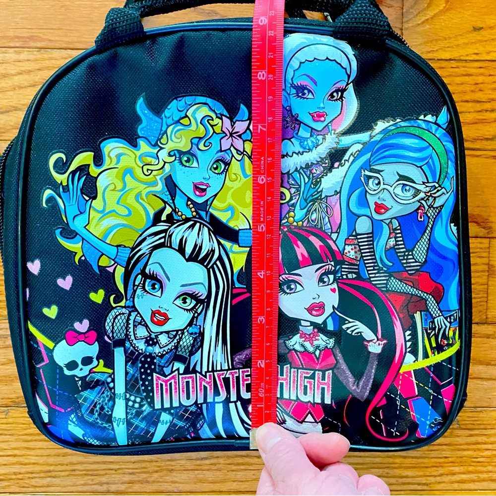 NWOT: MONSTER HIGH LUNCH TOTE - MATEL INC. 9x9x4